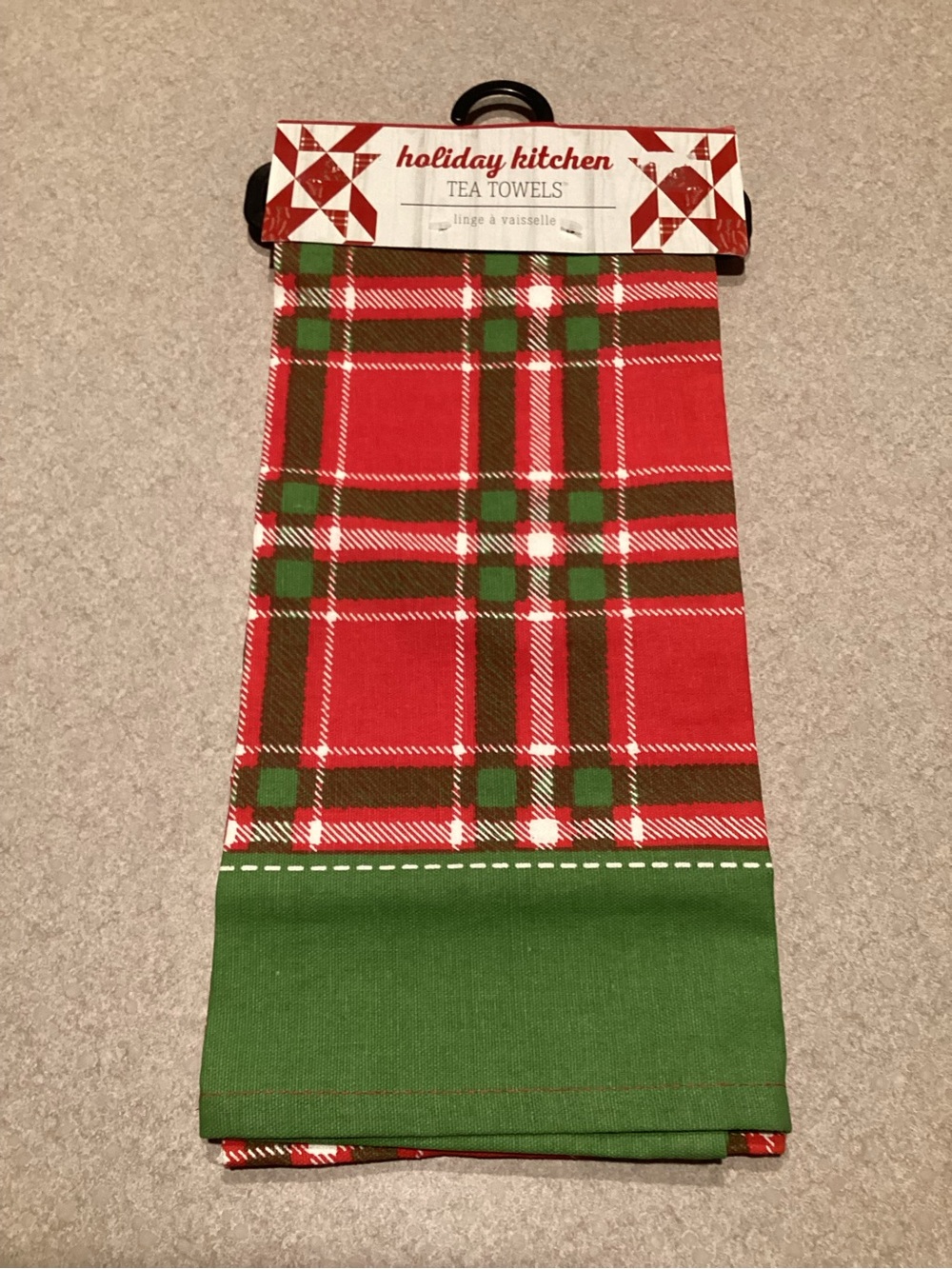 Holiday Kitchen Red & Green Plaid Tea Towel * 100% Cotton * NWT